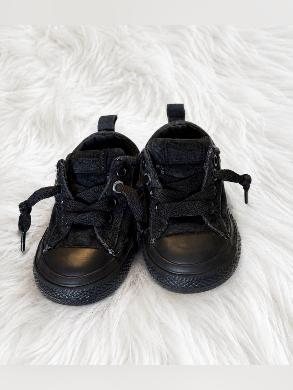 Converse Slip On Ox Low Top Toddler shoe size Kid 5 Black Monochrome 736089F